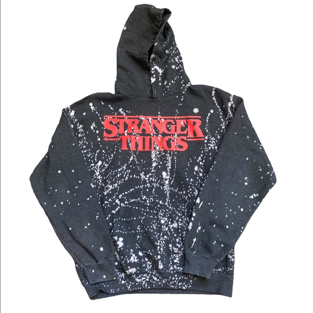Stranger Things Hoodie Sweatshirt Pullover Splatter Netflix Graphic Logo Sz Med.